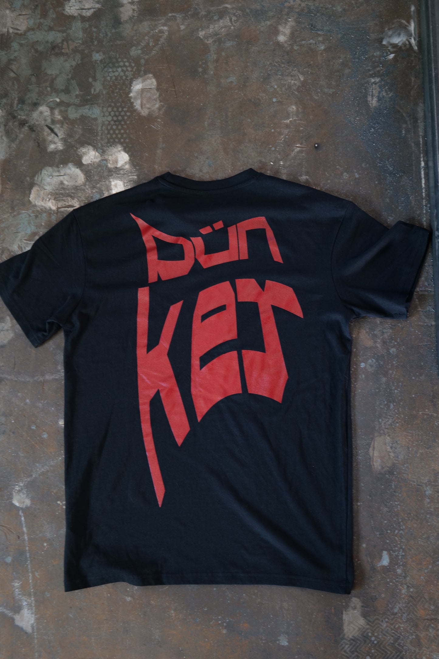 Camiseta Bünker Rojo Sangre